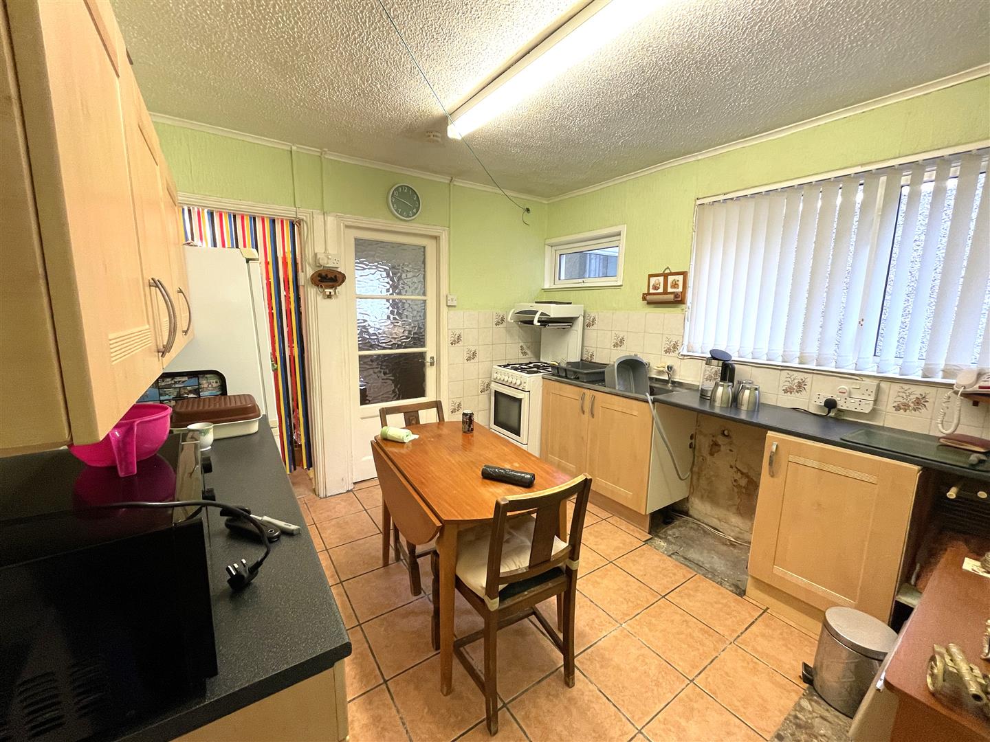4 Bedroom House Mid Terrace Cadwaladr Street, Mountain Ash Durbin & Co